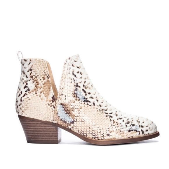 NEW CL by Chinese Laundry Cherish Bootie Beige - Picture 1 of 7